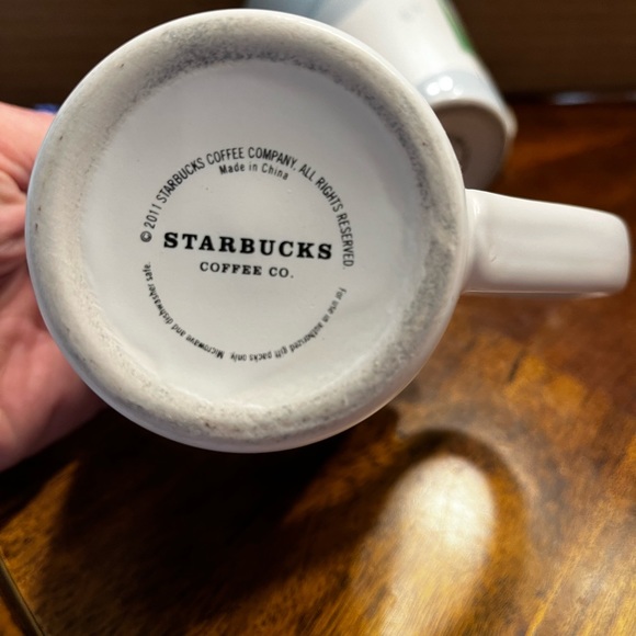 Starbucks 2011 Christmas Mugs - Picture 4 of 6